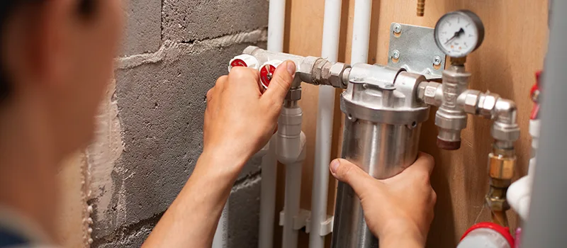 Plumbers to Fix Water Pressure Issues in House in New Tecumseth, Ontario